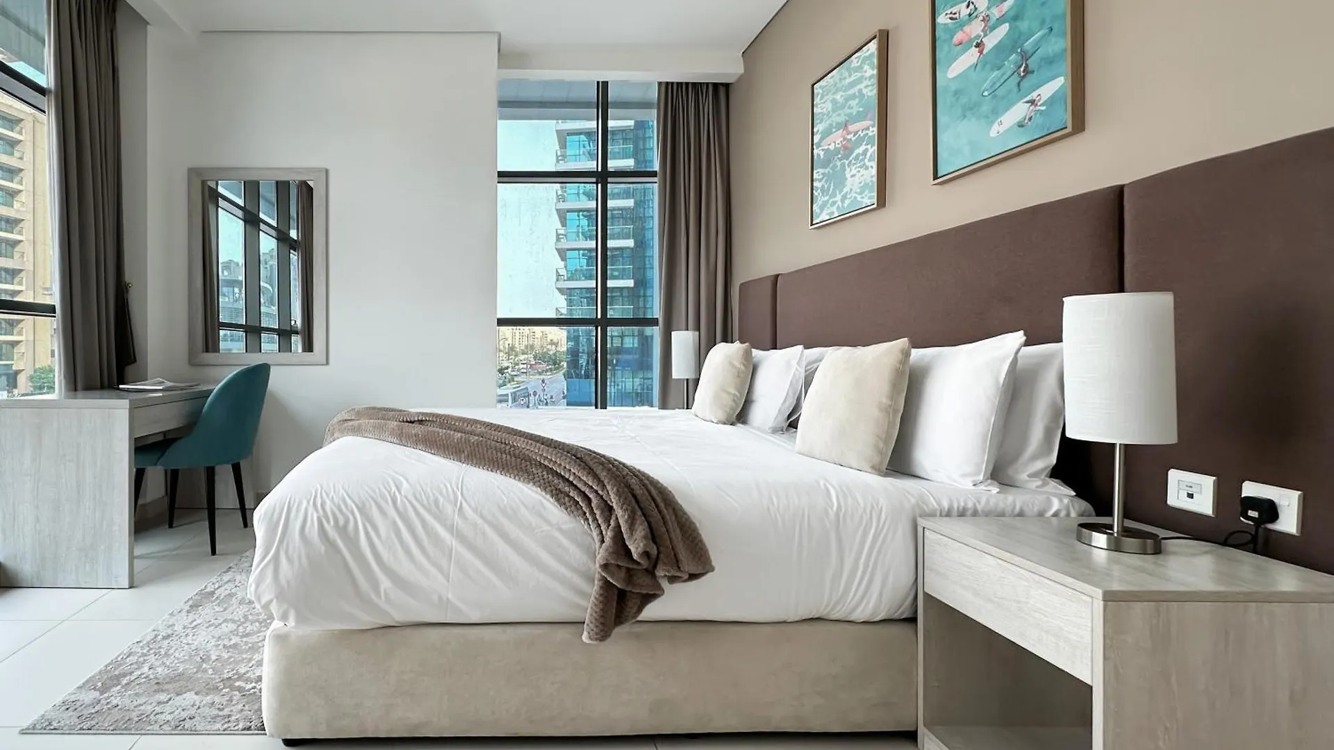 Trophy - Palm Jumeirah Suite With Beach Access دبي